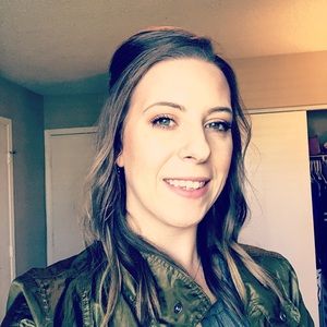 Meet your Posher, Brandi